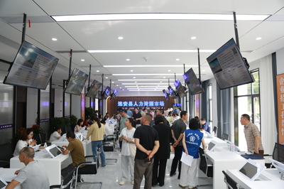 縣人社局 數(shù)智賦能，打造家門(mén)口就業(yè)新生態(tài)